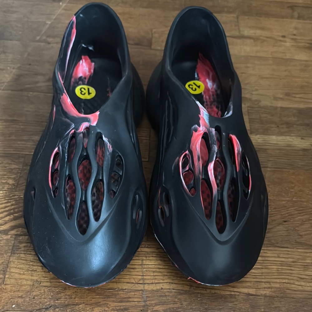 Stylish Black and Red Men's Slip-On Shoes